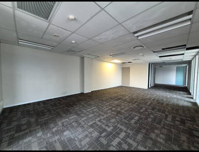 307M² OFFICE TO LET IN SANDTON CENTRAL